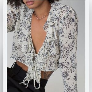 TROIS the label Rosie top, size 2 (Medium equivalent)